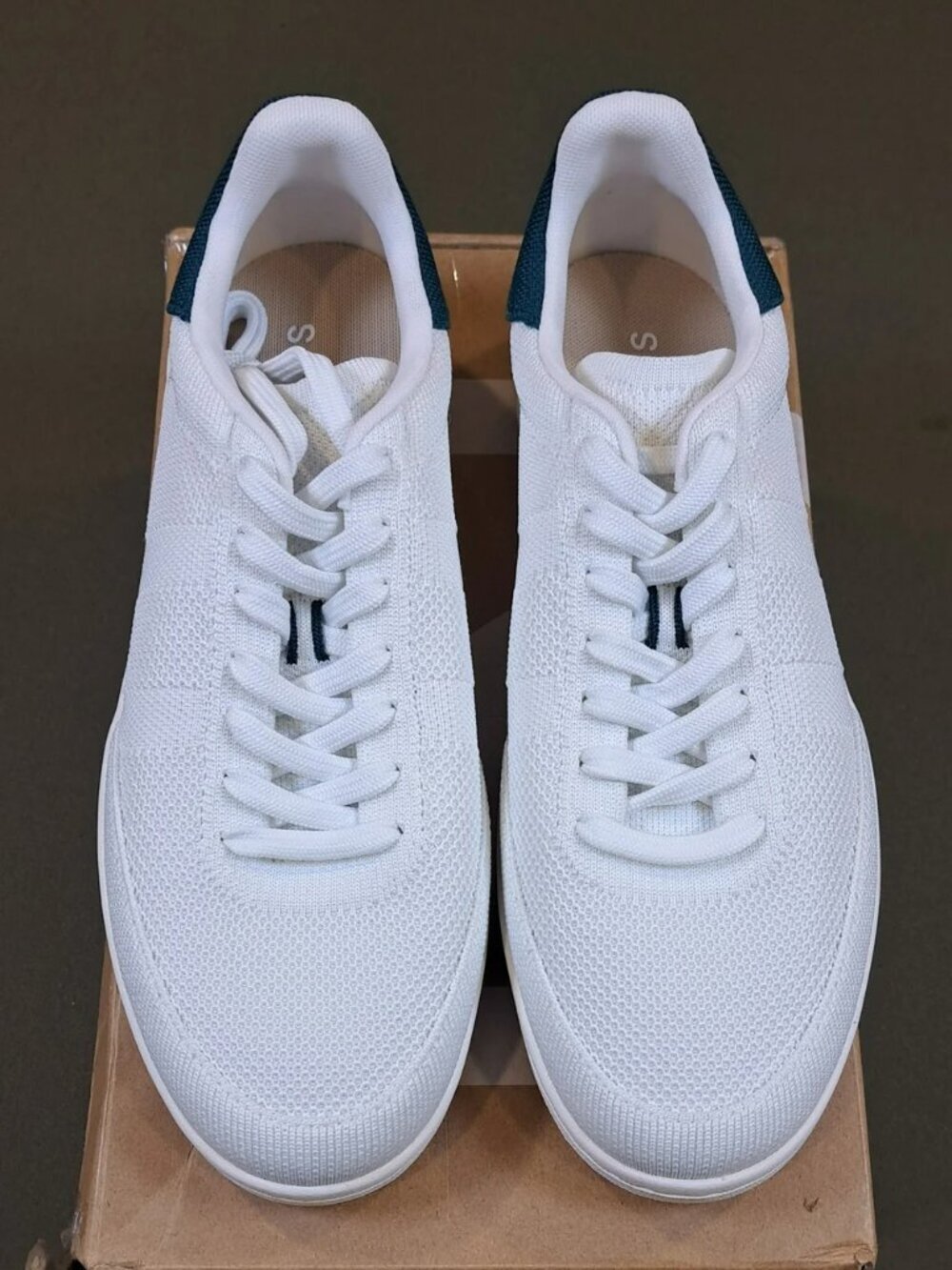 Rothy's The Men's Court Sneaker in Turf - Size: 10 - Picture 3 of 10